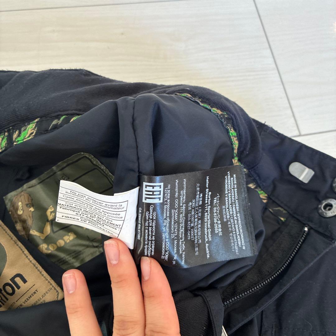 BURTON キッズ Black 迷彩ポイント　上下セット