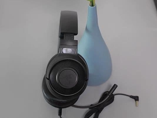 Razer KRAKEN X FOR CONSOLEゲームヘッドフォン