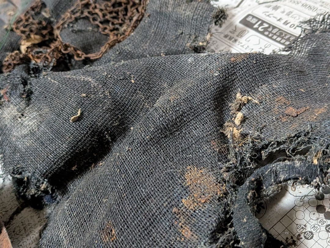 時代本歌武具合戦残骸シリーズ鉄地片袖籠手脛当凄まじい迫力当時物コレクション