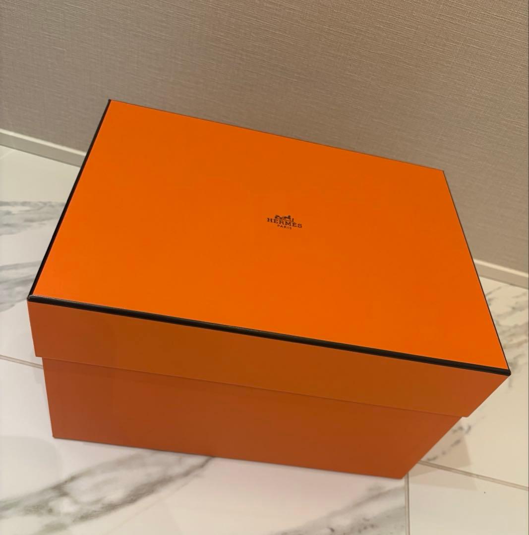 エルメス HERMES 空箱　ピコタンPM用　ペーパーリボン説明書つき