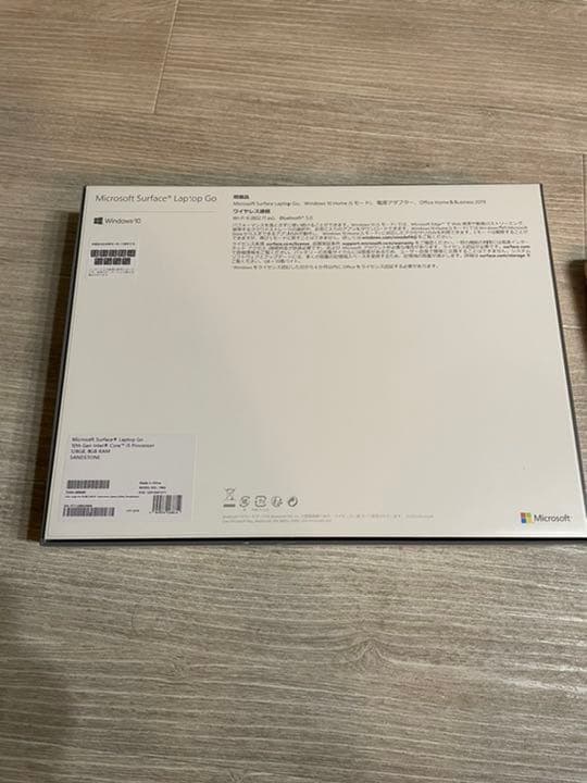 Microsoft SURFACE Laptop GO サンドストーン