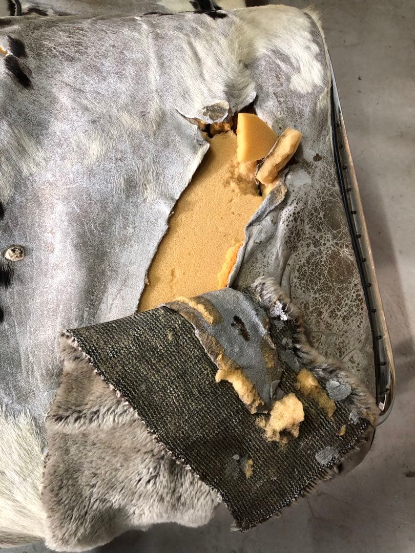 ル・コルビジェ LC4 カウスキン ソファ リプロダクト 現状販売