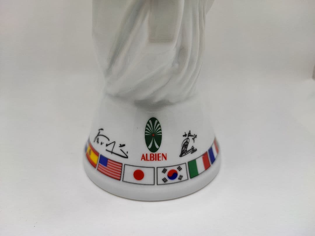 2002年 FIFAワールドカップ トロフィ レプリカ 陶器 愚堂登窯