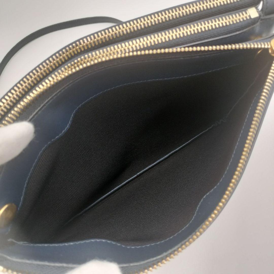 極美品✨セリーヌ　ショルダーバッグ　ネイビー　新ロゴ