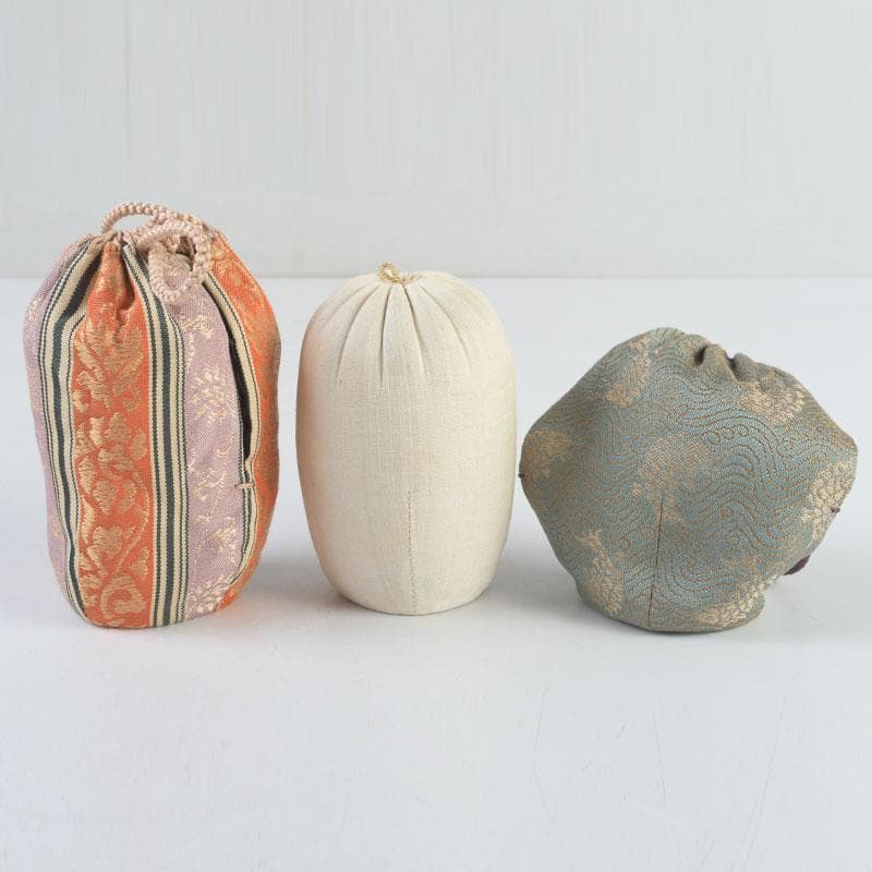 茶道具　瀬戸焼　古瀬戸　茶入　銘八千代　仕覆二点　即中斎極め箱　D　9443