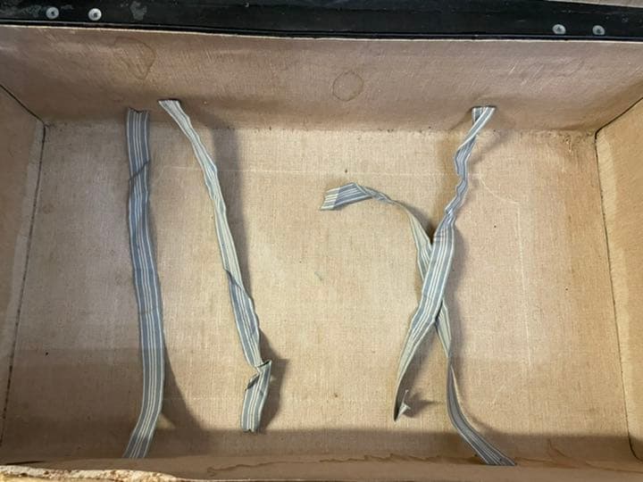 アンティーク　トランク