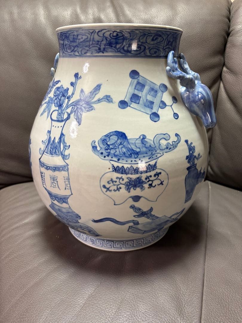 シカ壺　置物