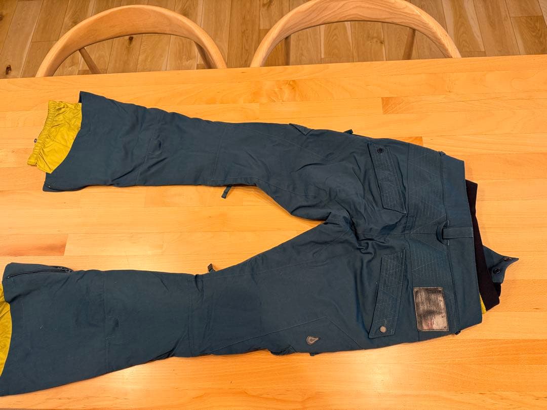 BURTON スノーボードウェア上下セットレディースSサイズ