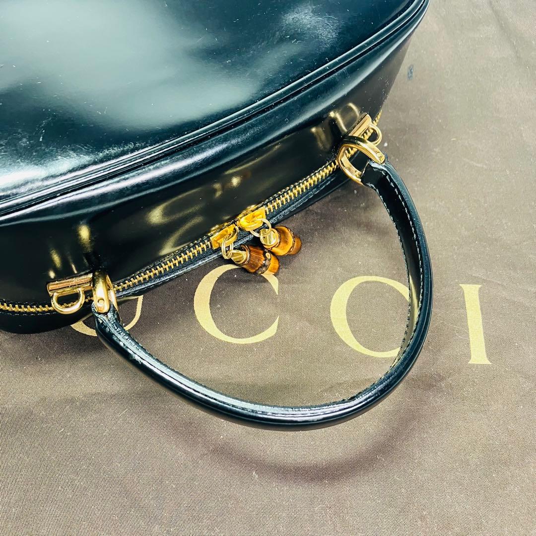 美品　グッチ2wayショルダーバニティバッグ　バンブーエナメルパテントレザー黒