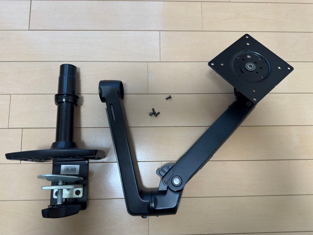 【エルゴトロンOEM】Amazonベーシック モニターアーム シングル ブラック