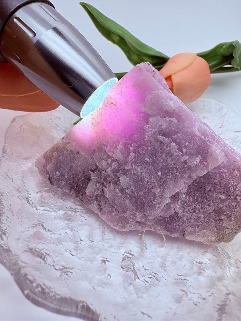 高品質クンツァイト原石 ✦ 希少大きめ343g ✦ 強い浄化力 × 空間調和