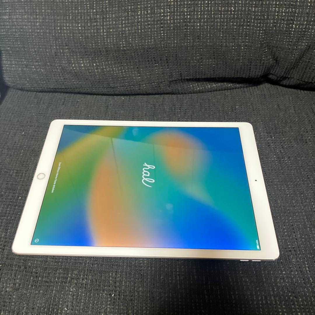 美品だけどバッテリーでジャンク！ iPad Pro 12.9 32GB 第一世代
