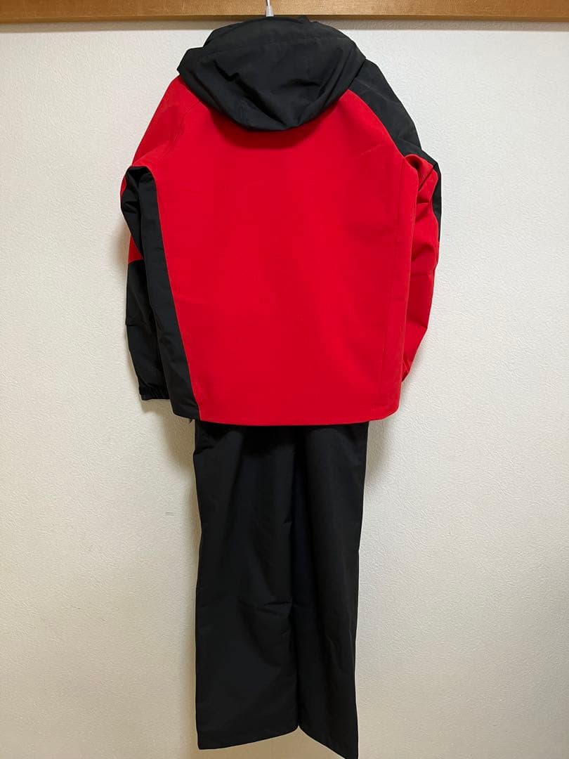 【新品・未使用】DESCENTE 上下スキーウェア　メンズMサイズ