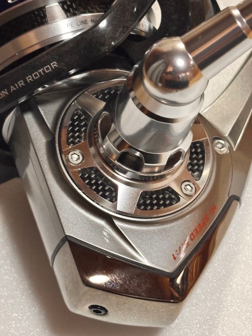 DAIWA SALTIGA 6500H スピニングリール