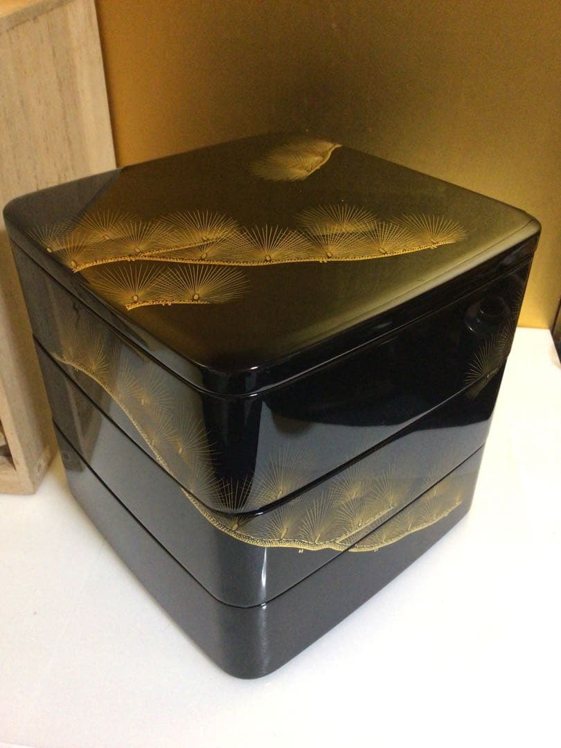 輪島塗 沈金 重箱 共箱付き