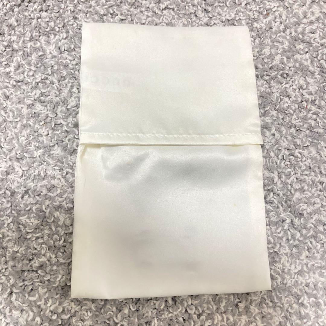 GC ロゴ ホワイトレザー 名刺入れ　箱付き GUCCI グッチ