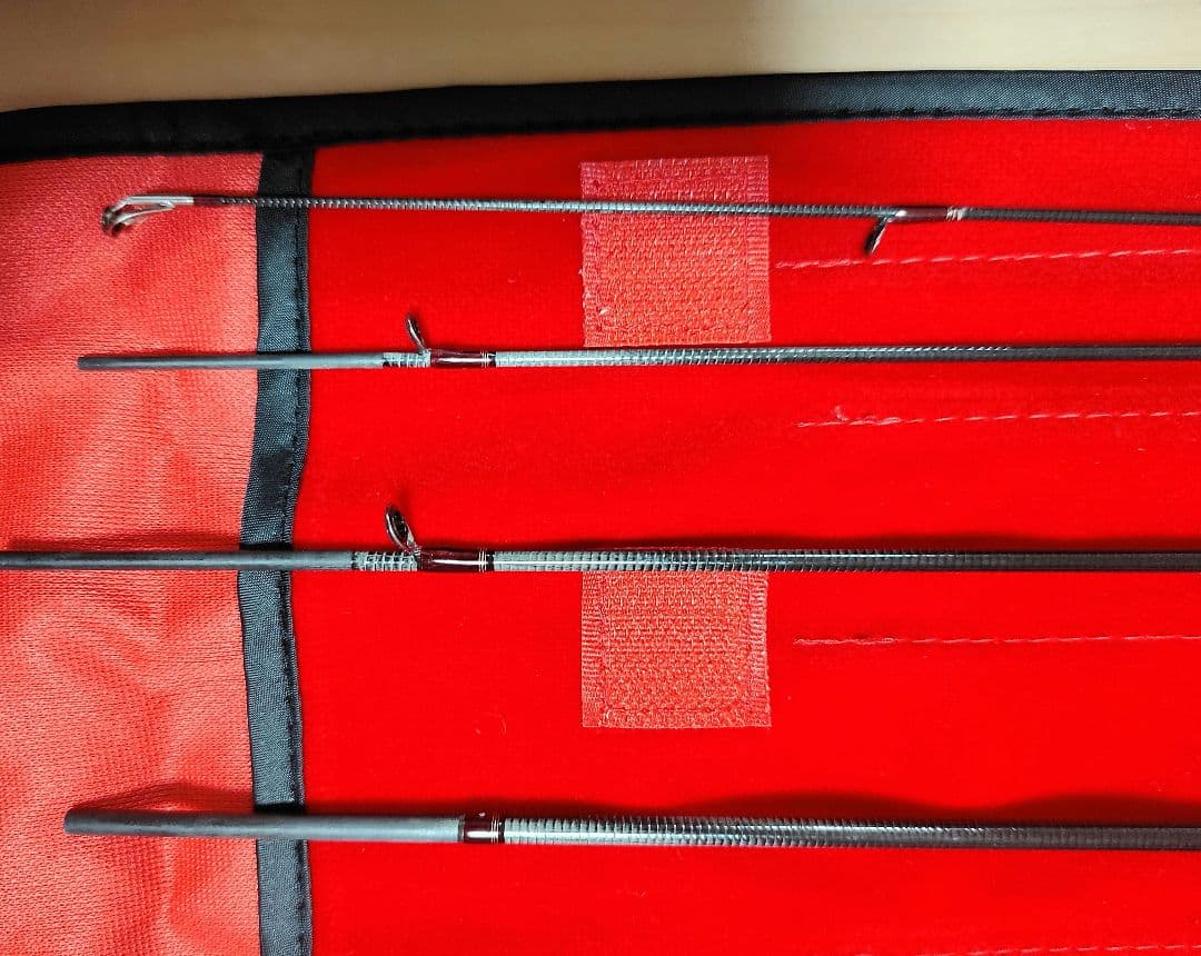 ロデオクラフト ホワイトウルフ606L-e カーボンファイバー 収納ケース付き