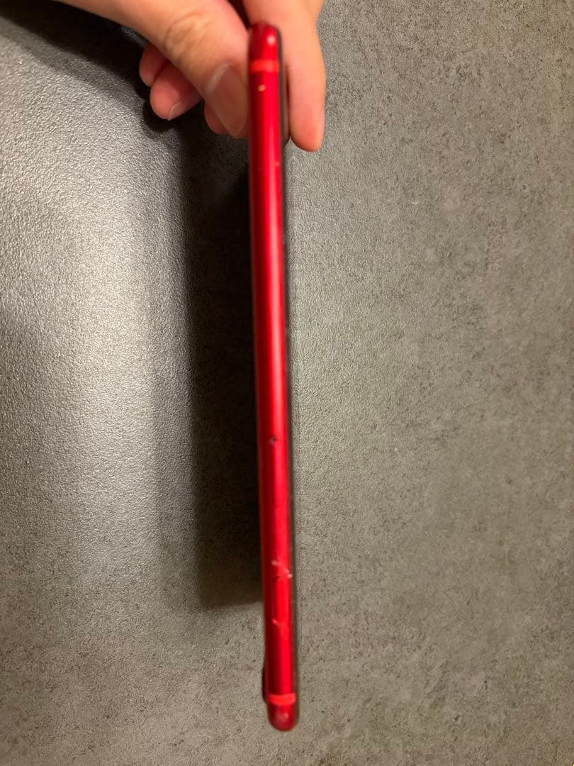 iPhone 8 plus 64G レッド 赤 バッテリー77%