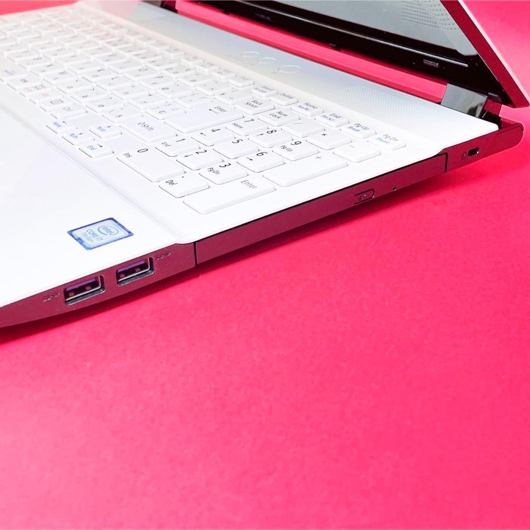 Corei7✨️ブルーレイ✨️大容量1TB可愛い白ノートパソコン✨️カメラ付き事務作業