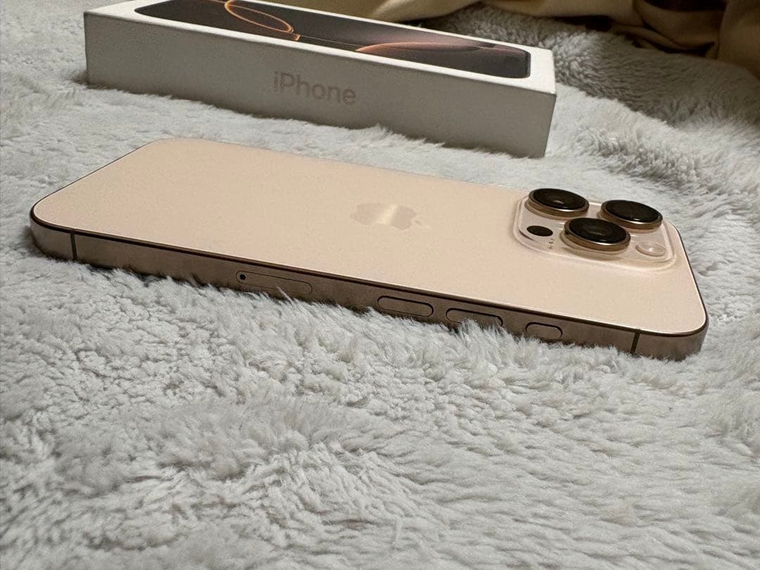 iPhone 16 Pro 128GBデザートチタニウム