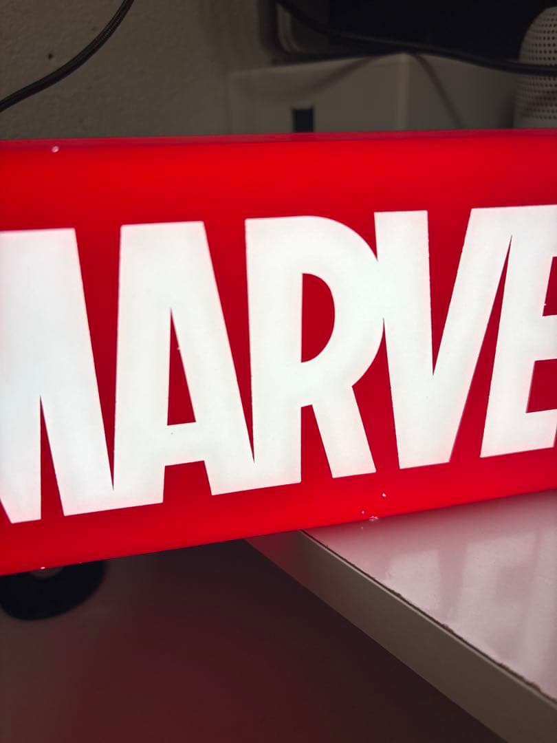 【生産終了】MARVELSTUDIOS 10周年 ミニライトボックス　ロゴライト