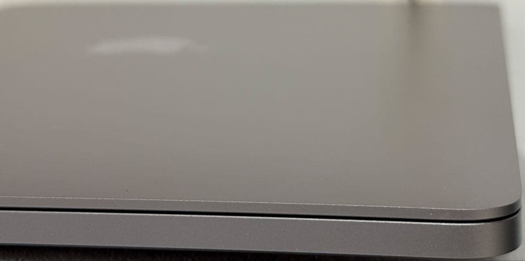 MacBook Pro M2 8GB 256GB 13インチ スペースグレイ