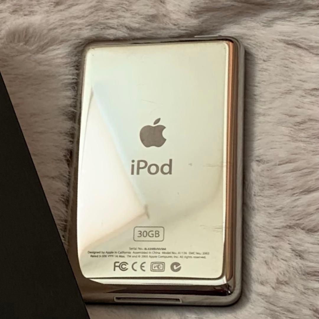 【動作確認済・初期化済】iPod Classic 30GB BLACK 箱付き
