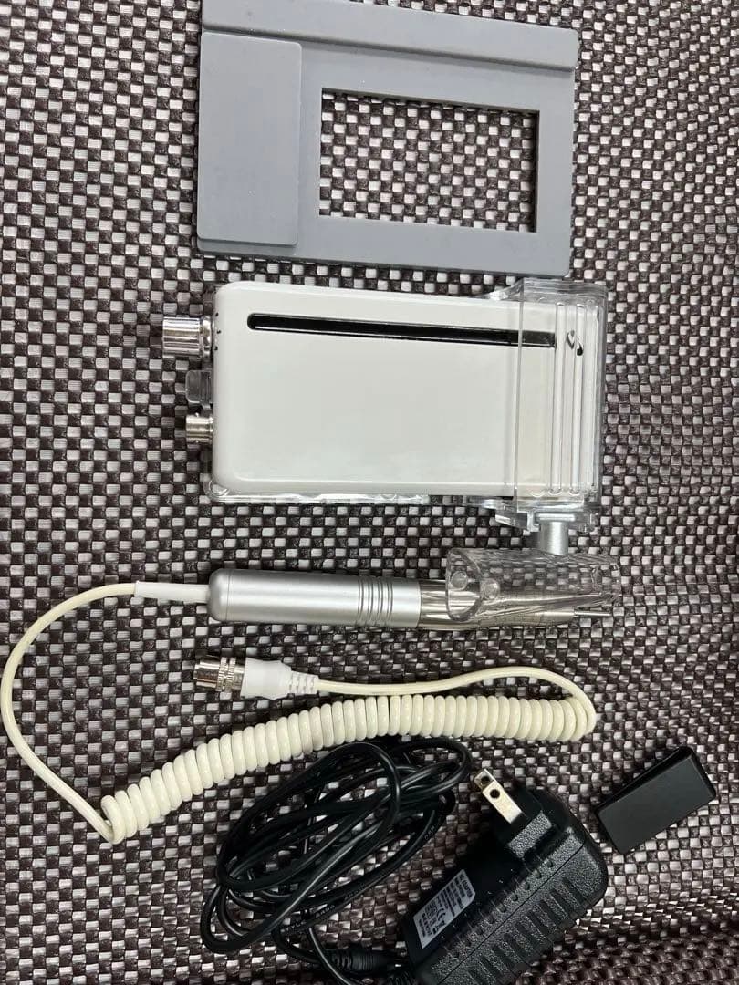 シャレドワ　ネイルマシン　ケビン