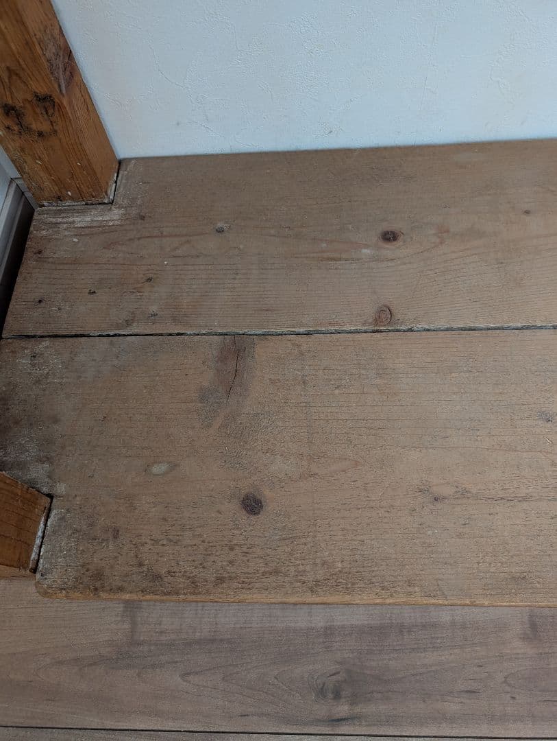 アンティークパインカップボード