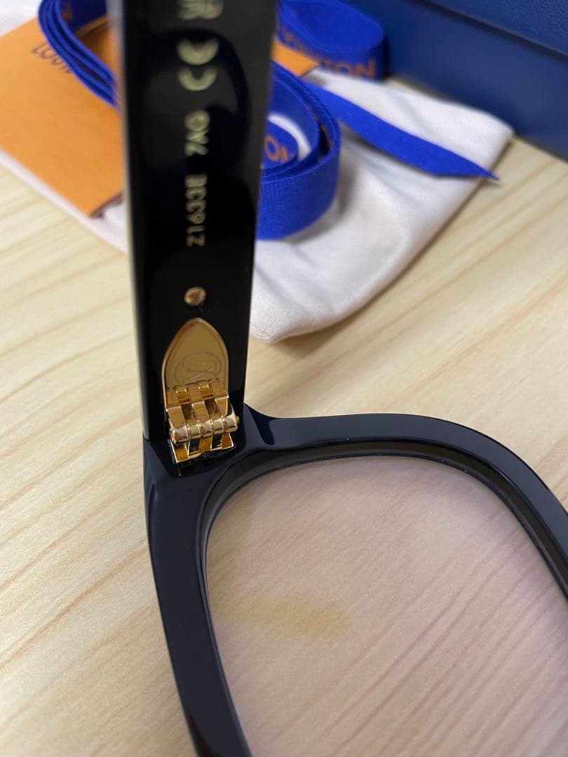 ルイヴィトン　ブラック スクエア型 メガネ