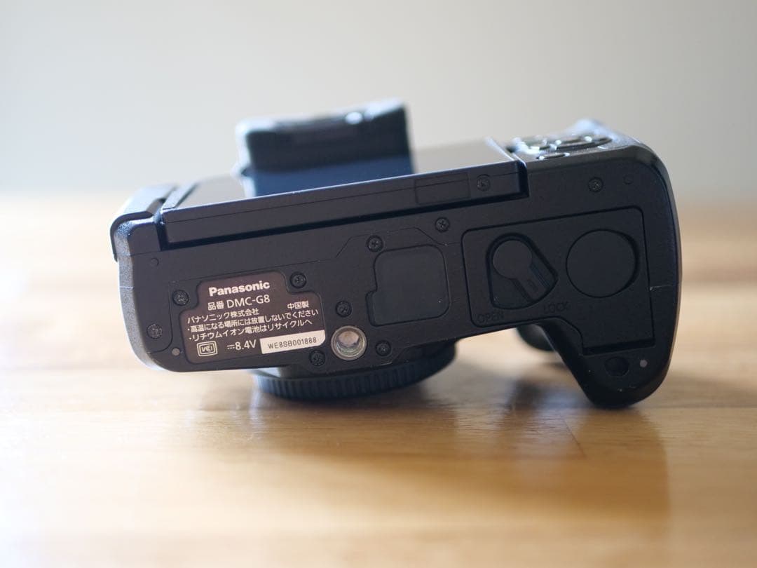 DMC-G8 Lumixミラーレス一眼カメラ 新品バッテリー付
