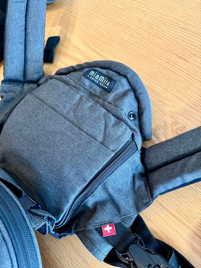 miamiiy Hipster Plus 抱っこ紐 グレー