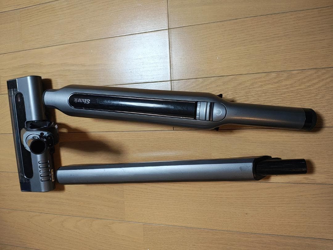 シャーク★コードレスクリーナー★CS401JGR★バッテリーの状態良好★難あり