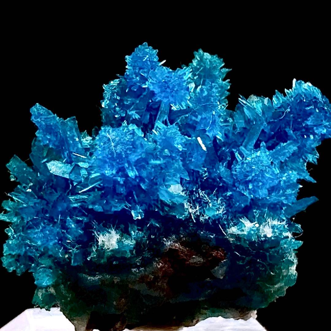 ＊*＊様 ペンタゴナイト　原石　鉱物標本　天然石　127