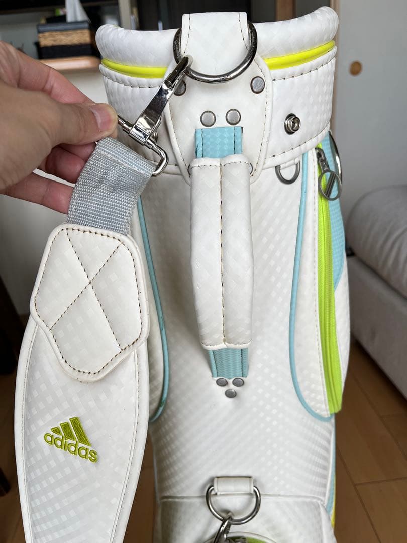 良品adidas アディダス　カート型キャディバッグ レディース　軽量　8.5型