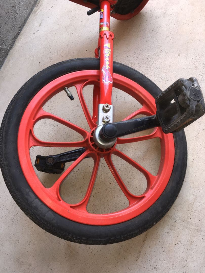 一輪車　赤　16インチ