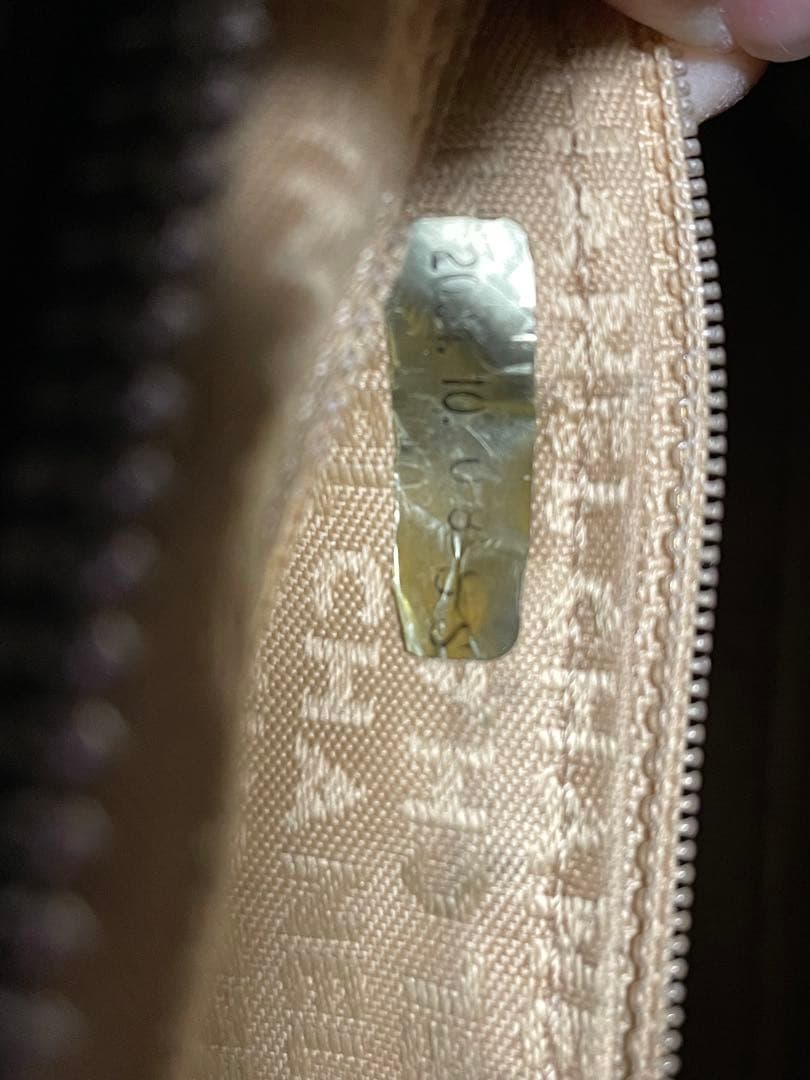 希少なミニサイズ CHANEL キャビアスキン　フリンジ ハンドバ