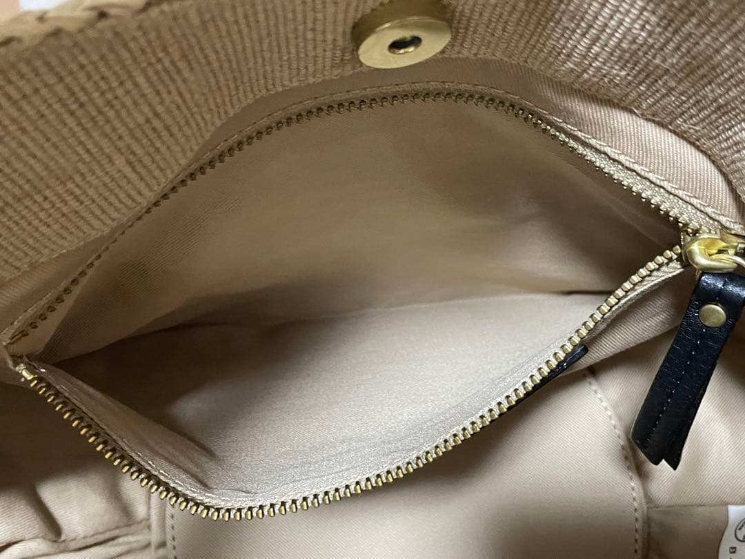 【新品未使用】VIOLAd'ORO（ヴィオラドーロ） ラフィアトートバッグ