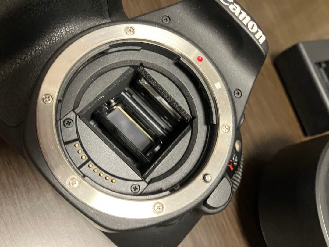 Canon EOS kiss X9 ダブルレンズキット 単焦点レンズ付き