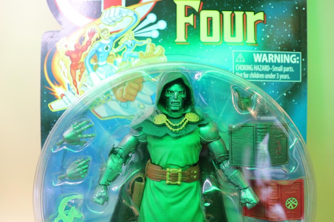 新品未開封ドクター・ドゥームレトロ10点のアクセサリ