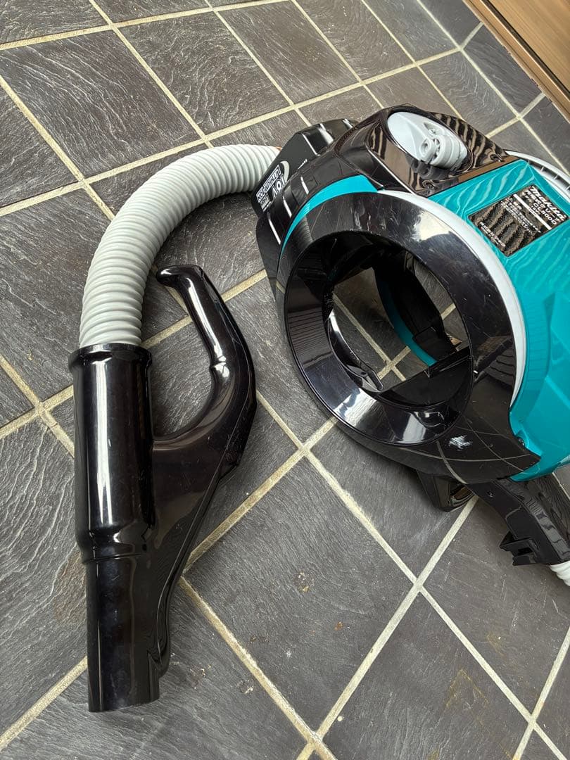Makita 充電式サイクロンクリーナ旧モデル希少レア美品 掃除機 バッテリー無
