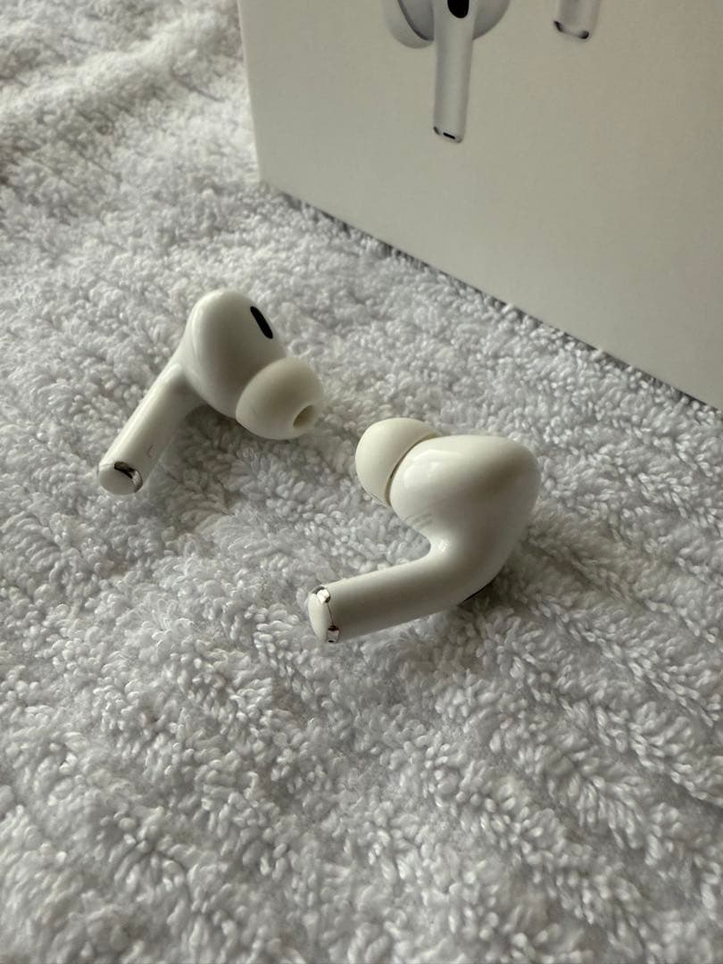 美品　AirPods Pro 第2世代 Lightning