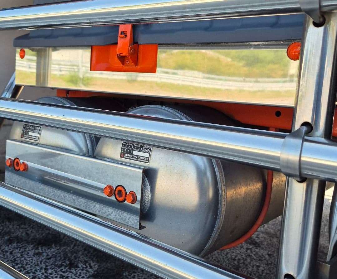 スーパーグレート　バッテリーカバー　エアータンクブラケット　カバーセット