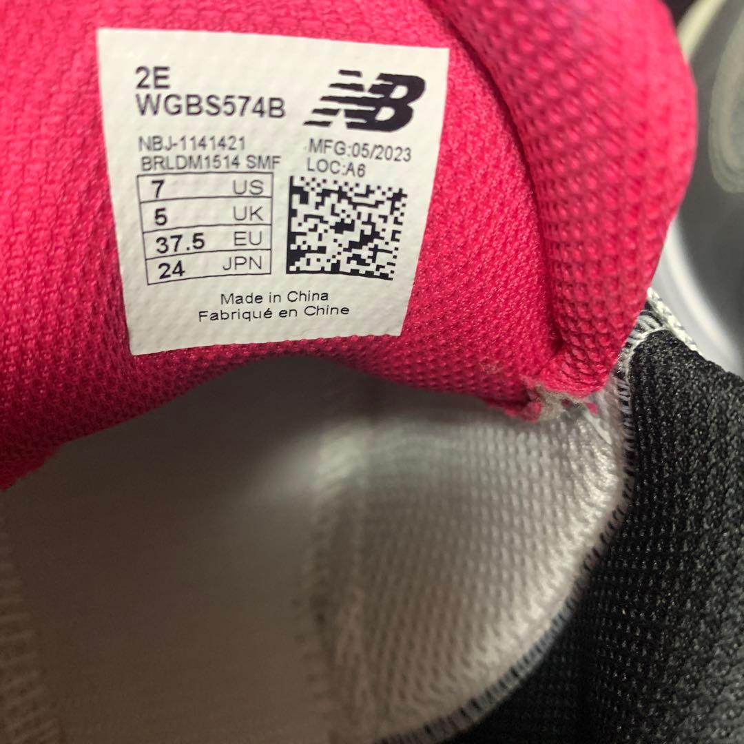 【美品】ニューバランス　ゴルフシューズ　シルバー　24センチ