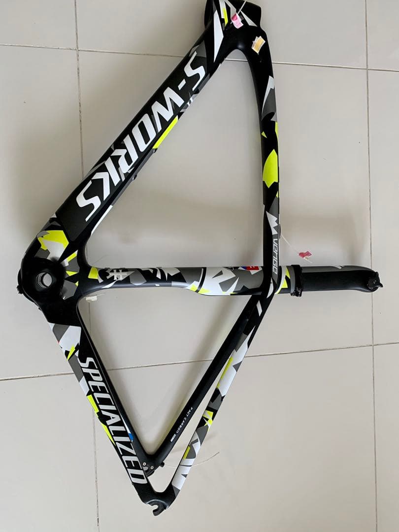 中華カーボンフレーム スペシャライズド venge風