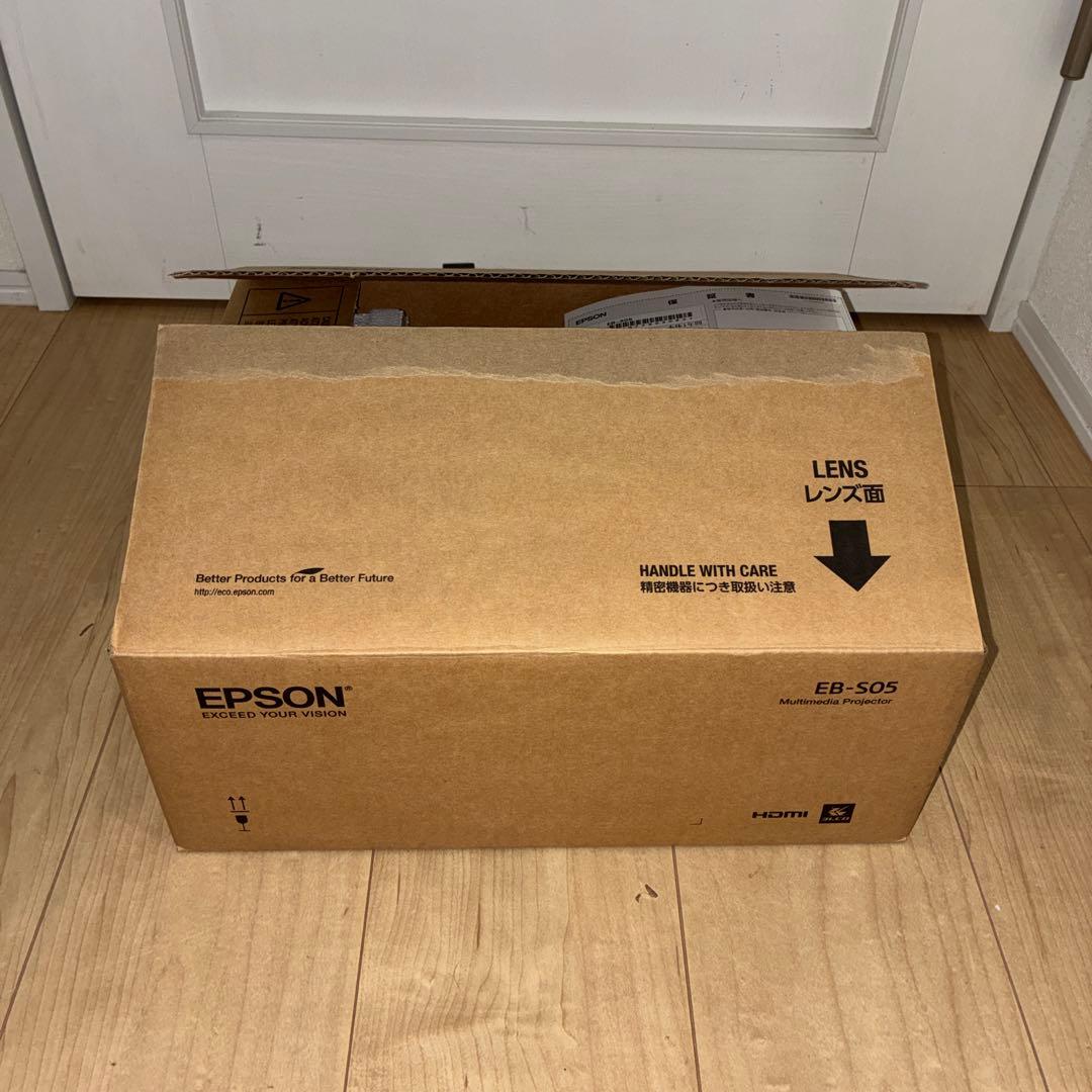 【美品】　エプソン ビジネスプロジェクター EB-S05 ランプ点灯時間195H