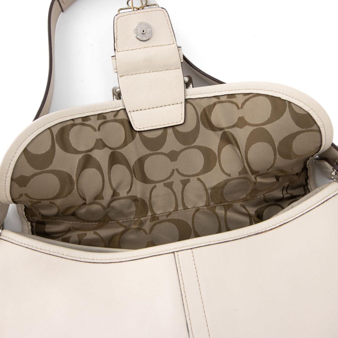 A105【美品】COACH／コーチ　ソーホー　ワンショルダーバッグ　レザー　白