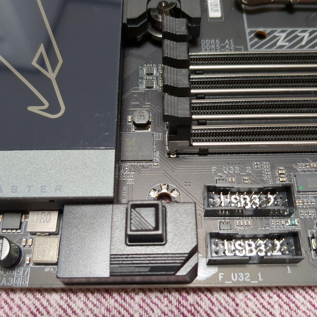 Z790 AORUS MASTER X ゲーミングマザーボード