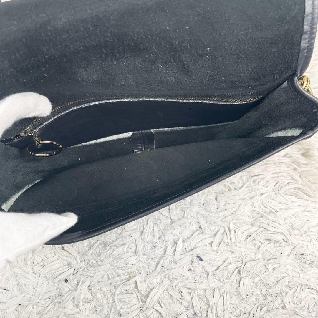 美品 オールドコーチ レザー ショルダーバッグ ターンロック ロゴ型押し 黒