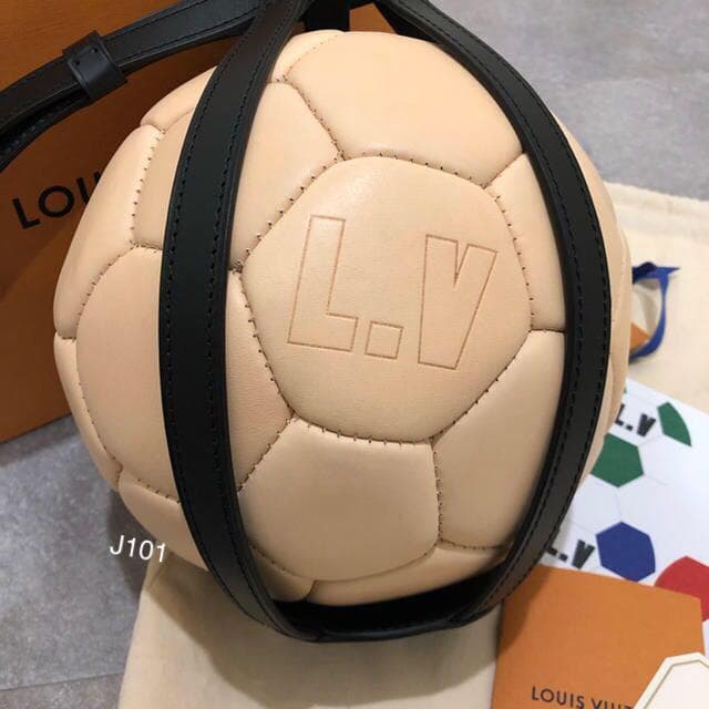 ルイヴィトン 超希少 FIFA W杯記念サッカーボール